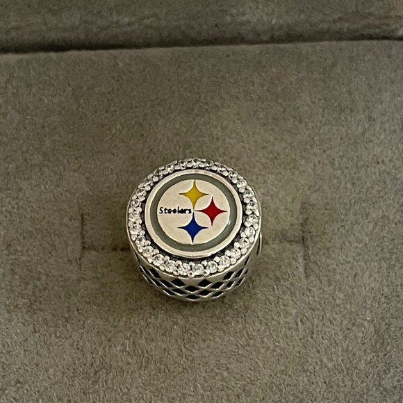 Pandora Pittsburgh Steelers Dangle Charm - Picture 1 of 4